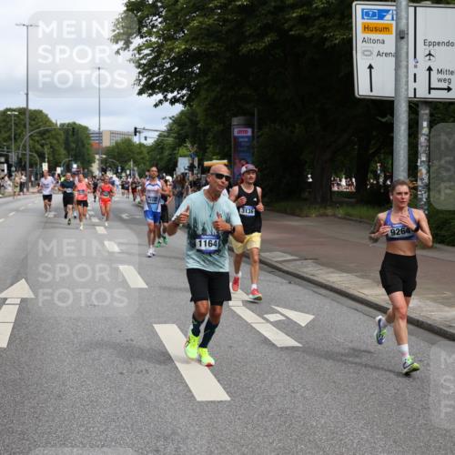 29.06.2025 - hella hamburg halbmarathon Yannick Fuchs http://msf.ph/oto/8228152 29.06.2025 10:33:36 20KM 1164, 1445, 1803, 2980, 3136, 3783, 4359, 6037, 6682, 6686, 6687, 8450, 8958, 9403, 10218, 11055, 11282, 11447, 11619, 12772, 13137, 13729, 13800, 14093, 14905, 15257, 15561, 15866, 15873, 15965, 16656, 16820, 17646, 18188, 18547, 18734, 19004, 19151 meine-sportfotos.de