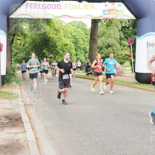 29.06.2025 - hella hamburg halbmarathon MichiJ http://msf.ph/oto/8228205 29.06.2025 10:49:19 Zwischen KM18-KM19 1377, 1432, 7250, 10128, 11771, 15516, 16424, 18355, 18452, 19240 meine-sportfotos.de