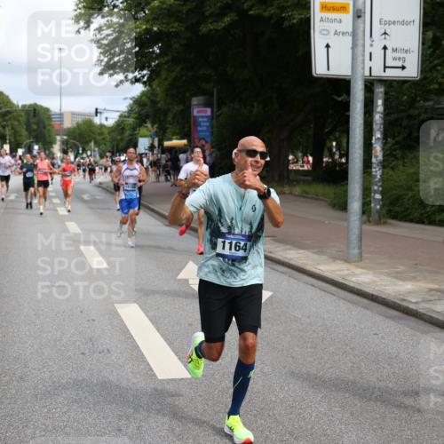 29.06.2025 - hella hamburg halbmarathon Yannick Fuchs http://msf.ph/oto/8228249 29.06.2025 10:33:36 20KM 1164, 1445, 1803, 2980, 3136, 3783, 4359, 6037, 6682, 6686, 6687, 8450, 8958, 9403, 10218, 11055, 11282, 11447, 11619, 12772, 13137, 13729, 13800, 14093, 14905, 15257, 15561, 15866, 15873, 15965, 16656, 16820, 17646, 18188, 18547, 18734, 19004, 19151 meine-sportfotos.de