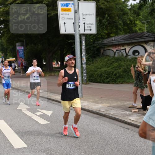 29.06.2025 - hella hamburg halbmarathon Yannick Fuchs http://msf.ph/oto/8228341 29.06.2025 10:33:37 20KM 1164, 1445, 1803, 2980, 3136, 3282, 3783, 4359, 6037, 6682, 6686, 6687, 8450, 8958, 9403, 11055, 11282, 11447, 11619, 12772, 13137, 13729, 13800, 14093, 14905, 15257, 15561, 15866, 15873, 15965, 16656, 16820, 17646, 18188, 18547, 18734, 19004, 19151 meine-sportfotos.de