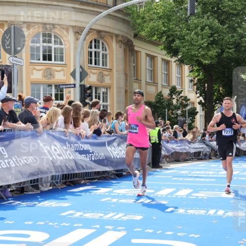 29.06.2025 - hella hamburg halbmarathon Strokosch-Dieckow http://msf.ph/oto/8228764 29.06.2025 10:32:15 Ziel 1894, 7272, 10484, 10876, 15826, 16065 meine-sportfotos.de