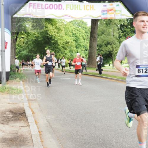 29.06.2025 - hella hamburg halbmarathon MichiJ http://msf.ph/oto/8228767 29.06.2025 10:26:10 Zwischen KM18-KM19 2404, 6047, 6123, 7310, 9914, 10451, 10680, 15261, 17125, 18216 meine-sportfotos.de