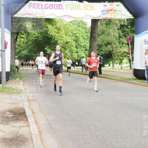 29.06.2025 - hella hamburg halbmarathon MichiJ http://msf.ph/oto/8228822 29.06.2025 10:26:11 Zwischen KM18-KM19 6047, 6123, 7310, 10451, 15261, 17125 meine-sportfotos.de