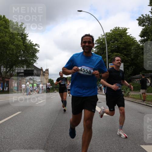29.06.2025 - hella hamburg halbmarathon Yannick Fuchs http://msf.ph/oto/8228912 29.06.2025 10:46:39 20KM 1098, 1257, 1482, 1657, 2111, 2444, 2814, 3258, 3715, 3952, 4121, 4557, 4558, 4726, 5116, 5169, 5194, 5378, 6164, 6561, 6562, 7178, 7232, 7383, 7475, 7896, 8172, 8316, 8587, 8720, 8955, 9145, 10529, 10811, 11459, 12135, 12519, 13211, 13301, 14198, 14286, 14791, 14805, 15001, 15144, 15275, 15446, 15506, 15690, 16320, 16929, 17130, 17198, 17710, 17773, 18331 meine-sportfotos.de