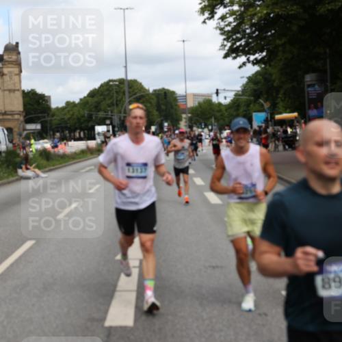 29.06.2025 - hella hamburg halbmarathon Yannick Fuchs http://msf.ph/oto/8228920 29.06.2025 10:33:42 20KM 1164, 1445, 1803, 2980, 3136, 3282, 3783, 4359, 6037, 6682, 6686, 6687, 8450, 8958, 11055, 11447, 11619, 12772, 13137, 13729, 13800, 14093, 14311, 15013, 15257, 15556, 15561, 15866, 15873, 15965, 16656, 16820, 18149, 18188, 18547, 18734 meine-sportfotos.de