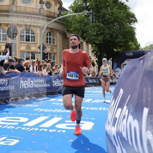 29.06.2025 - hella hamburg halbmarathon Strokosch-Dieckow http://msf.ph/oto/8228938 29.06.2025 10:32:19 Ziel 1894, 5070, 5746, 7272, 7845, 8883, 10484, 10876, 16065, 16957 meine-sportfotos.de