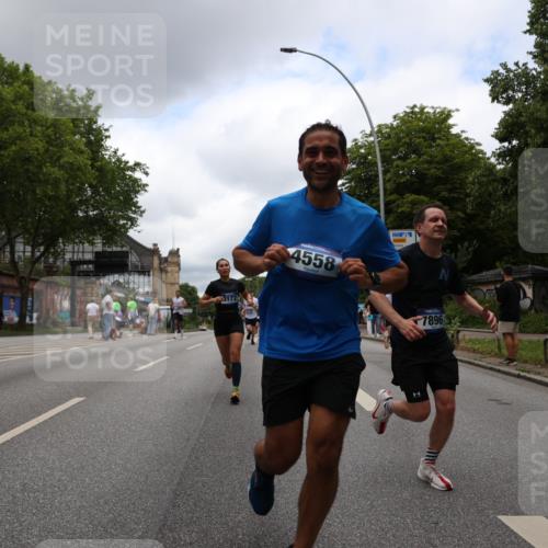 29.06.2025 - hella hamburg halbmarathon Yannick Fuchs http://msf.ph/oto/8228943 29.06.2025 10:46:39 20KM 1098, 1257, 1482, 1657, 2111, 2444, 2814, 3258, 3715, 3952, 4121, 4557, 4558, 4726, 5116, 5169, 5194, 5378, 6164, 6561, 6562, 7178, 7232, 7383, 7475, 7896, 8172, 8316, 8587, 8720, 8955, 9145, 10529, 10811, 11459, 12135, 12519, 13211, 13301, 14198, 14286, 14791, 14805, 15001, 15144, 15275, 15446, 15506, 15690, 16320, 16929, 17130, 17198, 17710, 17773, 18331 meine-sportfotos.de