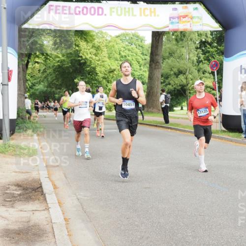 29.06.2025 - hella hamburg halbmarathon MichiJ http://msf.ph/oto/8228948 29.06.2025 10:26:12 Zwischen KM18-KM19 6047, 6123, 7310, 10451, 13148, 17125 meine-sportfotos.de