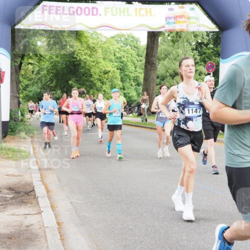 29.06.2025 - hella hamburg halbmarathon MichiJ http://msf.ph/oto/8228989 29.06.2025 10:49:24 Zwischen KM18-KM19 1147, 3625, 5058, 5379, 10128, 12978, 13874, 15516, 16424, 17096, 17119, 18355, 19240 meine-sportfotos.de