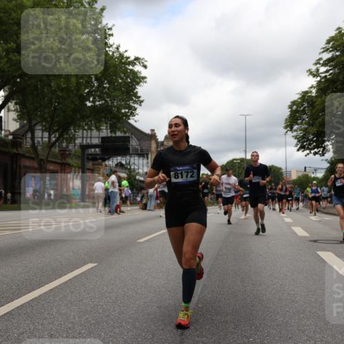 29.06.2025 - hella hamburg halbmarathon Yannick Fuchs http://msf.ph/oto/8229086 29.06.2025 10:46:40 20KM 1098, 1257, 1482, 1657, 2111, 2444, 2814, 3258, 3715, 3952, 4121, 4557, 4558, 4726, 5116, 5169, 5194, 5378, 6164, 6561, 6562, 6897, 7178, 7232, 7383, 7475, 7896, 8172, 8316, 8587, 8720, 8955, 9145, 10529, 10811, 11459, 12135, 12519, 13211, 13301, 14198, 14286, 14791, 14805, 15001, 15144, 15446, 15690, 16320, 16929, 17130, 17198, 17710, 17773, 18331 meine-sportfotos.de