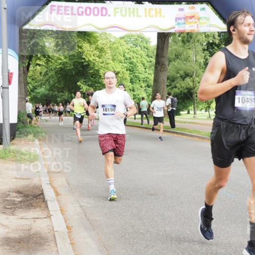29.06.2025 - hella hamburg halbmarathon MichiJ http://msf.ph/oto/8229088 29.06.2025 10:26:13 Zwischen KM18-KM19 6047, 6123, 10190, 10451, 13148, 17125 meine-sportfotos.de