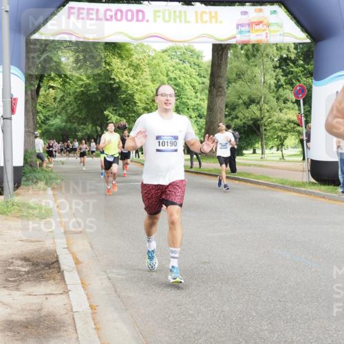 29.06.2025 - hella hamburg halbmarathon MichiJ http://msf.ph/oto/8229137 29.06.2025 10:26:13 Zwischen KM18-KM19 6047, 6123, 10190, 10451, 13148, 17125 meine-sportfotos.de