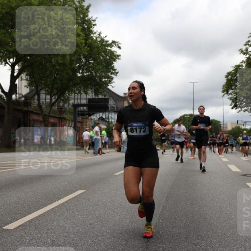 29.06.2025 - hella hamburg halbmarathon Yannick Fuchs http://msf.ph/oto/8229141 29.06.2025 10:46:40 20KM 1098, 1257, 1482, 1657, 2111, 2444, 2814, 3258, 3715, 3952, 4121, 4557, 4558, 4726, 5116, 5169, 5194, 5378, 6164, 6561, 6562, 6897, 7178, 7232, 7383, 7475, 7896, 8172, 8316, 8587, 8720, 8955, 9145, 10529, 10811, 11459, 12135, 12519, 13211, 13301, 14198, 14286, 14791, 14805, 15001, 15144, 15446, 15690, 16320, 16929, 17130, 17198, 17710, 17773, 18331 meine-sportfotos.de