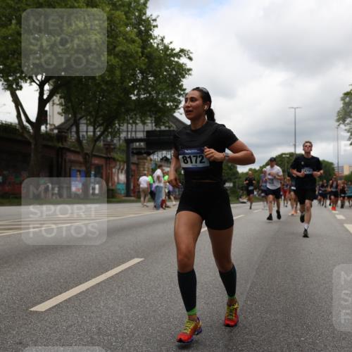 29.06.2025 - hella hamburg halbmarathon Yannick Fuchs http://msf.ph/oto/8229214 29.06.2025 10:46:40 20KM 1098, 1257, 1482, 1657, 2111, 2444, 2814, 3258, 3715, 3952, 4121, 4557, 4558, 4726, 5116, 5169, 5194, 5378, 6164, 6561, 6562, 6897, 7178, 7232, 7383, 7475, 7896, 8172, 8316, 8587, 8720, 8955, 9145, 10529, 10811, 11459, 12135, 12519, 13211, 13301, 14198, 14286, 14791, 14805, 15001, 15144, 15446, 15690, 16320, 16929, 17130, 17198, 17710, 17773, 18331 meine-sportfotos.de