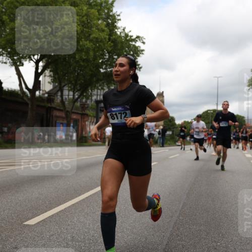 29.06.2025 - hella hamburg halbmarathon Yannick Fuchs http://msf.ph/oto/8229298 29.06.2025 10:46:40 20KM 1098, 1257, 1482, 1657, 2111, 2444, 2814, 3258, 3715, 3952, 4121, 4557, 4558, 4726, 5116, 5169, 5194, 5378, 6164, 6561, 6562, 6897, 7178, 7232, 7383, 7475, 7896, 8172, 8316, 8587, 8720, 8955, 9145, 10529, 10811, 11459, 12135, 12519, 13211, 13301, 14198, 14286, 14791, 14805, 15001, 15144, 15446, 15690, 16320, 16929, 17130, 17198, 17710, 17773, 18331 meine-sportfotos.de