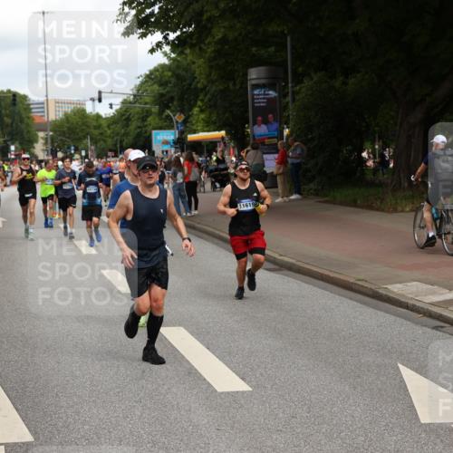 29.06.2025 - hella hamburg halbmarathon Yannick Fuchs http://msf.ph/oto/8229301 29.06.2025 10:33:47 20KM 1343, 1445, 1803, 2525, 3282, 3783, 4359, 4759, 6037, 6686, 6687, 8450, 8958, 9265, 11305, 11447, 11619, 12772, 13137, 13729, 14093, 14311, 14359, 15013, 15257, 15556, 15561, 15866, 15873, 15965, 16656, 16820, 17005, 17215, 17360, 18149, 18188, 18285, 18547, 18734 meine-sportfotos.de