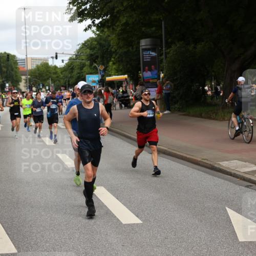 29.06.2025 - hella hamburg halbmarathon Yannick Fuchs http://msf.ph/oto/8229343 29.06.2025 10:33:48 20KM 1343, 1445, 1803, 2525, 3282, 3783, 4359, 4759, 6037, 6686, 6687, 8450, 8958, 9265, 11305, 11619, 12772, 13137, 13729, 14093, 14311, 14359, 15013, 15257, 15556, 15561, 15866, 15873, 15965, 16656, 16820, 17005, 17215, 17360, 18149, 18188, 18285, 18547, 18734 meine-sportfotos.de