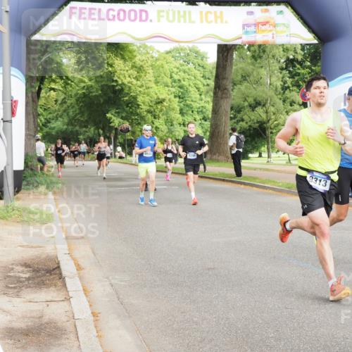 29.06.2025 - hella hamburg halbmarathon MichiJ http://msf.ph/oto/8229344 29.06.2025 10:26:16 Zwischen KM18-KM19 1290, 4865, 6047, 6123, 9296, 9313, 9944, 10190, 10451, 13148, 17125 meine-sportfotos.de