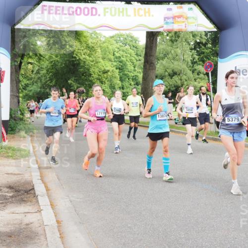 29.06.2025 - hella hamburg halbmarathon MichiJ http://msf.ph/oto/8229392 29.06.2025 10:49:25 Zwischen KM18-KM19 1147, 3625, 5058, 5379, 10128, 12978, 13874, 14970, 15516, 16424, 17096, 17119, 17890, 18355 meine-sportfotos.de