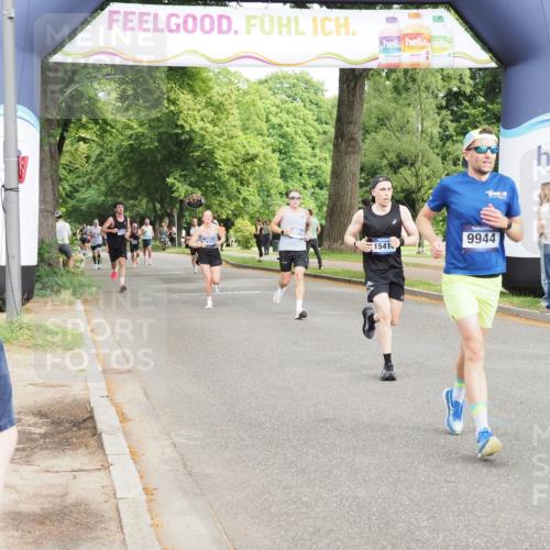 29.06.2025 - hella hamburg halbmarathon MichiJ http://msf.ph/oto/8229613 29.06.2025 10:26:18 Zwischen KM18-KM19 1290, 4865, 9296, 9313, 9944, 10190, 13148, 15410, 17125 meine-sportfotos.de