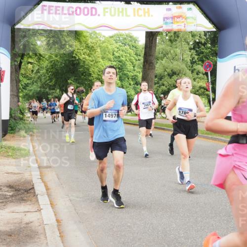 29.06.2025 - hella hamburg halbmarathon MichiJ http://msf.ph/oto/8229660 29.06.2025 10:49:27 Zwischen KM18-KM19 1147, 2661, 3625, 5058, 5379, 6142, 12978, 13874, 14970, 16426, 17096, 17119, 17890 meine-sportfotos.de