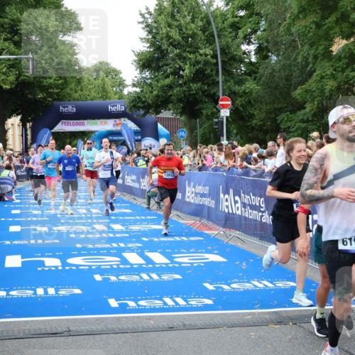 29.06.2025 - hella hamburg halbmarathon Zöllner http://msf.ph/oto/8229696 29.06.2025 10:53:33 Ziel 1030, 1061, 1098, 1499, 1783, 2070, 5866, 6198, 6628, 6629, 11068, 12909, 13912, 13997, 15113, 15497, 17710, 18450, 18612 meine-sportfotos.de