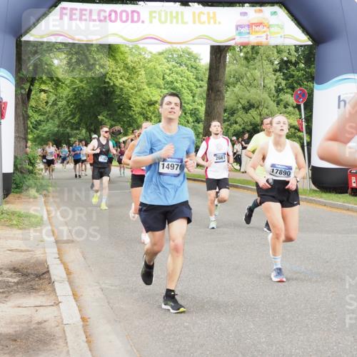29.06.2025 - hella hamburg halbmarathon MichiJ http://msf.ph/oto/8229712 29.06.2025 10:49:27 Zwischen KM18-KM19 1147, 2661, 3625, 5058, 5379, 6142, 12978, 13874, 14970, 16426, 17096, 17119, 17890 meine-sportfotos.de