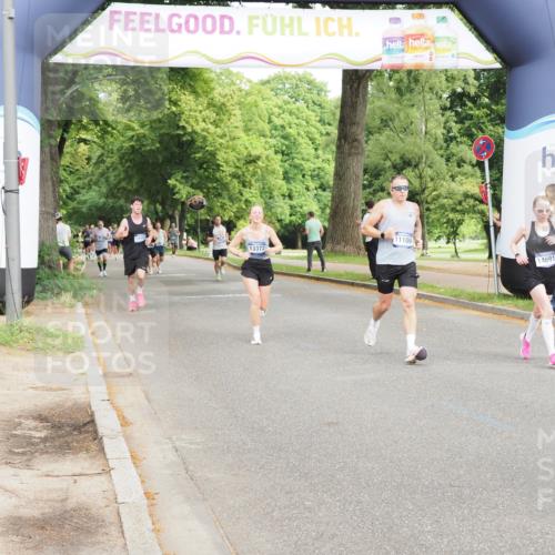 29.06.2025 - hella hamburg halbmarathon MichiJ http://msf.ph/oto/8229716 29.06.2025 10:26:20 Zwischen KM18-KM19 1290, 4865, 9296, 9313, 9944, 10190, 11106, 13148, 13372, 14691, 15410 meine-sportfotos.de