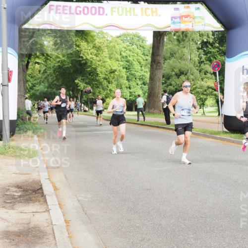 29.06.2025 - hella hamburg halbmarathon MichiJ http://msf.ph/oto/8229732 29.06.2025 10:26:20 Zwischen KM18-KM19 1290, 4865, 9296, 9313, 9944, 10190, 11106, 13148, 13372, 14691, 15410 meine-sportfotos.de