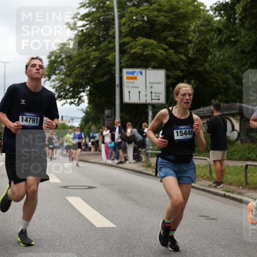 29.06.2025 - hella hamburg halbmarathon Yannick Fuchs http://msf.ph/oto/8229737 29.06.2025 10:46:42 20KM 1098, 1257, 1482, 1657, 2111, 2444, 2814, 3258, 3399, 3715, 3952, 4121, 4558, 4587, 4726, 5116, 5169, 5194, 5378, 5607, 6164, 6561, 6562, 6897, 7178, 7232, 7383, 7475, 7896, 8172, 8316, 8587, 8720, 8955, 10529, 10811, 12135, 12482, 12519, 13211, 13301, 14198, 14286, 14791, 14805, 15144, 15446, 15690, 16320, 16929, 17130, 17198, 17710, 17773, 18331 meine-sportfotos.de