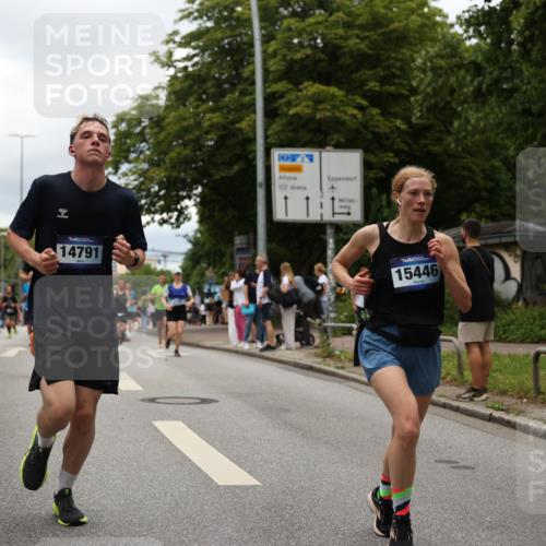 29.06.2025 - hella hamburg halbmarathon Yannick Fuchs http://msf.ph/oto/8229790 29.06.2025 10:46:42 20KM 1098, 1257, 1482, 1657, 2111, 2444, 2814, 3258, 3399, 3715, 3952, 4121, 4558, 4587, 4726, 5116, 5169, 5194, 5378, 5607, 6164, 6561, 6562, 6897, 7178, 7232, 7383, 7475, 7896, 8172, 8316, 8587, 8720, 8955, 10529, 10811, 12135, 12482, 12519, 13211, 13301, 14198, 14286, 14791, 14805, 15144, 15446, 15690, 16320, 16929, 17130, 17198, 17710, 17773, 18331 meine-sportfotos.de