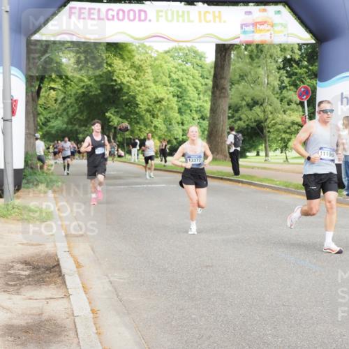 29.06.2025 - hella hamburg halbmarathon MichiJ http://msf.ph/oto/8229797 29.06.2025 10:26:20 Zwischen KM18-KM19 1290, 4865, 9296, 9313, 9944, 10190, 11106, 13148, 13372, 14691, 15410 meine-sportfotos.de