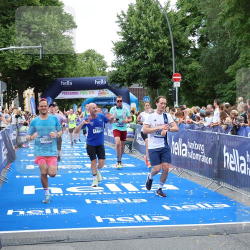 29.06.2025 - hella hamburg halbmarathon Zöllner http://msf.ph/oto/8229996 29.06.2025 10:53:36 Ziel 1030, 1061, 1098, 1499, 1502, 1783, 2070, 3399, 5866, 6628, 6762, 10549, 11068, 12909, 13912, 15113, 15497, 15856, 17710, 18450, 18612, 18666 meine-sportfotos.de