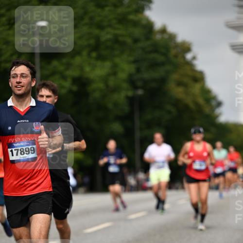 29.06.2025 - hella hamburg halbmarathon Dr. Thomas Lammeyer http://msf.ph/oto/8230033 29.06.2025 10:13:24 Kennedybrücke 1823, 4592, 7081, 7187, 9297, 9306, 10819, 11067 meine-sportfotos.de