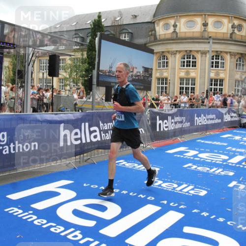 29.06.2025 - hella hamburg halbmarathon Michael Strokosch http://msf.ph/oto/8230103 29.06.2025 10:46:59 Ziel 1139, 1689, 4091, 10122, 13728, 14385, 14449, 14594, 16081, 17172, 17892, 17979, 19105 meine-sportfotos.de
