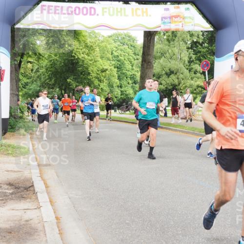 29.06.2025 - hella hamburg halbmarathon MichiJ http://msf.ph/oto/8230288 29.06.2025 10:49:34 Zwischen KM18-KM19 1184, 2661, 4511, 6142, 7869, 9297, 10866, 12156, 12662, 13551, 15550, 16371, 16420, 16426 meine-sportfotos.de
