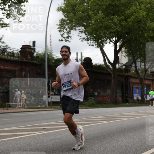 29.06.2025 - hella hamburg halbmarathon Yannick Fuchs http://msf.ph/oto/8230448 29.06.2025 10:46:45 20KM 1098, 1257, 1482, 1657, 1683, 2111, 2444, 2814, 3258, 3399, 3715, 3952, 4121, 4587, 4726, 5169, 5194, 5378, 5607, 6164, 6897, 7178, 7232, 7383, 7475, 7896, 8172, 8316, 8587, 8720, 8955, 10529, 10811, 12135, 12482, 12519, 13211, 13301, 14198, 14286, 14791, 14805, 15144, 15446, 15980, 16320, 16929, 17130, 17198, 17710, 17773, 18331 meine-sportfotos.de