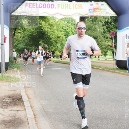 29.06.2025 - hella hamburg halbmarathon MichiJ http://msf.ph/oto/8230591 29.06.2025 10:26:29 Zwischen KM18-KM19 1505, 5923, 13141, 13900, 15303, 16698 meine-sportfotos.de