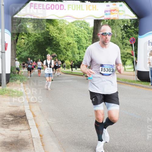29.06.2025 - hella hamburg halbmarathon MichiJ http://msf.ph/oto/8230606 29.06.2025 10:26:29 Zwischen KM18-KM19 1505, 5923, 13141, 13900, 15303, 16698 meine-sportfotos.de