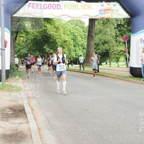 29.06.2025 - hella hamburg halbmarathon MichiJ http://msf.ph/oto/8230643 29.06.2025 10:26:30 Zwischen KM18-KM19 1505, 5923, 13900, 15303, 16698 meine-sportfotos.de