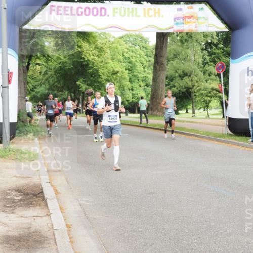 29.06.2025 - hella hamburg halbmarathon MichiJ http://msf.ph/oto/8230668 29.06.2025 10:26:30 Zwischen KM18-KM19 1505, 5923, 13900, 15303, 16698 meine-sportfotos.de