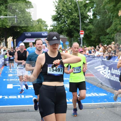 29.06.2025 - hella hamburg halbmarathon Zöllner http://msf.ph/oto/8230672 29.06.2025 10:53:41 Ziel 1030, 1098, 1502, 1783, 2058, 2630, 3399, 3819, 5399, 6628, 6762, 10549, 10895, 11588, 11589, 11604, 12632, 13865, 15061, 15113, 15441, 15856, 16092, 17482, 18143, 18612, 18666, 18715 meine-sportfotos.de