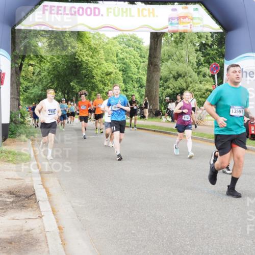 29.06.2025 - hella hamburg halbmarathon MichiJ http://msf.ph/oto/8230792 29.06.2025 10:49:35 Zwischen KM18-KM19 1184, 1940, 2661, 4511, 7869, 9124, 9297, 10866, 12156, 12662, 13551, 15550, 16371, 16420 meine-sportfotos.de