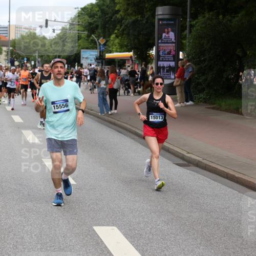 29.06.2025 - hella hamburg halbmarathon Yannick Fuchs http://msf.ph/oto/8230834 29.06.2025 10:33:57 20KM 1343, 1445, 1803, 2525, 2546, 2563, 3282, 3783, 4565, 4759, 6037, 6686, 6687, 7981, 8319, 8925, 9265, 11305, 11619, 12335, 12772, 13479, 13514, 13729, 14204, 14272, 14311, 14359, 15013, 15094, 15336, 15556, 15744, 15866, 16656, 16820, 17005, 17215, 17360, 17668, 18149, 18285, 18547, 18734, 18803 meine-sportfotos.de