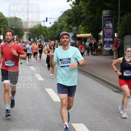29.06.2025 - hella hamburg halbmarathon Yannick Fuchs http://msf.ph/oto/8230880 29.06.2025 10:33:58 20KM 1343, 1445, 1803, 2044, 2525, 2546, 2563, 3282, 3783, 4565, 4759, 6037, 6686, 6687, 7981, 8319, 8925, 9265, 11305, 11619, 12335, 13479, 13514, 13729, 14204, 14272, 14311, 14359, 15013, 15094, 15336, 15556, 15744, 15866, 16656, 16820, 17005, 17215, 17360, 17668, 18149, 18285, 18547, 18734, 18803 meine-sportfotos.de
