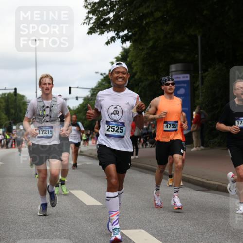 29.06.2025 - hella hamburg halbmarathon Yannick Fuchs http://msf.ph/oto/8231119 29.06.2025 10:34:03 20KM 1343, 2044, 2525, 2546, 2563, 2972, 3282, 4565, 4759, 5752, 6037, 6687, 7981, 8319, 8925, 9265, 9540, 11284, 11305, 12335, 12372, 13479, 13514, 13729, 14204, 14272, 14311, 14359, 15013, 15094, 15336, 15435, 15556, 15744, 16656, 16820, 17005, 17215, 17360, 17425, 17668, 18149, 18154, 18285, 18547, 18803 meine-sportfotos.de