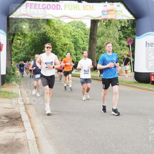 29.06.2025 - hella hamburg halbmarathon MichiJ http://msf.ph/oto/8231267 29.06.2025 10:49:37 Zwischen KM18-KM19 1114, 1940, 4511, 4859, 7869, 9124, 9297, 10866, 12662, 13551, 15550, 16371, 16420, 16540 meine-sportfotos.de