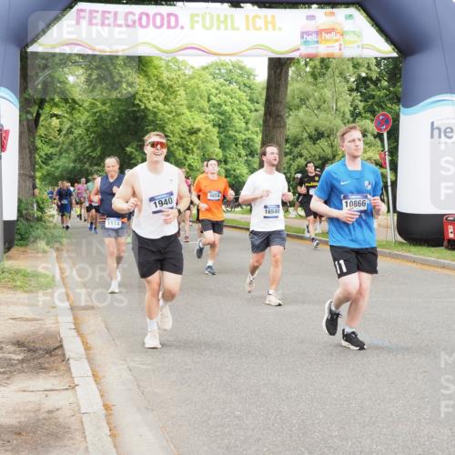 29.06.2025 - hella hamburg halbmarathon MichiJ http://msf.ph/oto/8231304 29.06.2025 10:49:37 Zwischen KM18-KM19 1114, 1940, 4511, 4859, 7869, 9124, 9297, 10866, 12662, 13551, 15550, 16371, 16420, 16540 meine-sportfotos.de