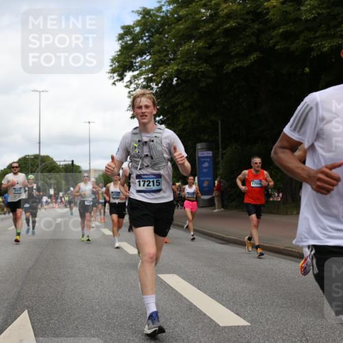 29.06.2025 - hella hamburg halbmarathon Yannick Fuchs http://msf.ph/oto/8231403 29.06.2025 10:34:05 20KM 1343, 2044, 2525, 2546, 2563, 2972, 3282, 4565, 4759, 5752, 6037, 7981, 8319, 8925, 9116, 9265, 9540, 11284, 11305, 12335, 12372, 13479, 13514, 14204, 14272, 14311, 14359, 15013, 15094, 15336, 15435, 15556, 15744, 16656, 16820, 17005, 17215, 17360, 17425, 17668, 18149, 18154, 18285, 18803 meine-sportfotos.de
