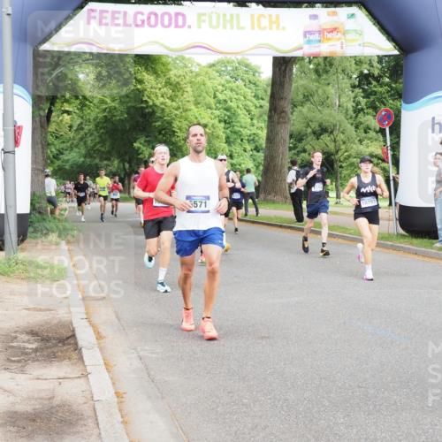 29.06.2025 - hella hamburg halbmarathon MichiJ http://msf.ph/oto/8231421 29.06.2025 10:26:35 Zwischen KM18-KM19 3480, 6458, 8571, 10793, 12739, 13595, 13900, 15303, 16992 meine-sportfotos.de
